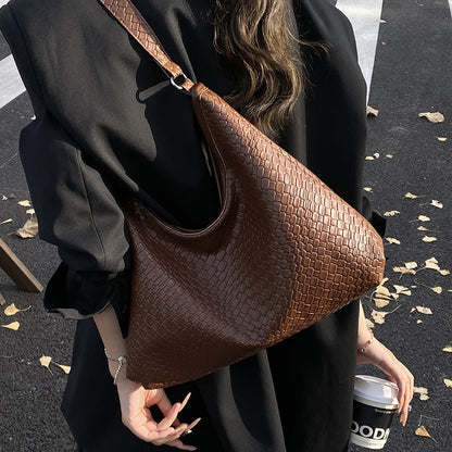 Shoulder Bag Women's Bag Retro Premium Underarm Bag Large Capacity Woven Bag Commuter Tote