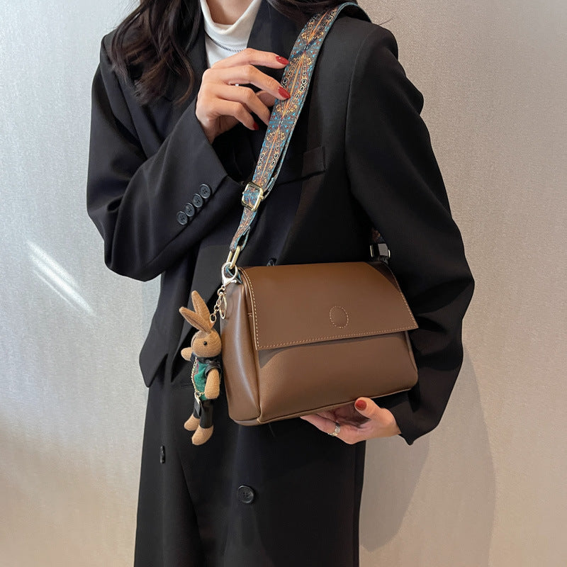 New Retro Easy Matching Women's High-grade Fashion Messenger Bag